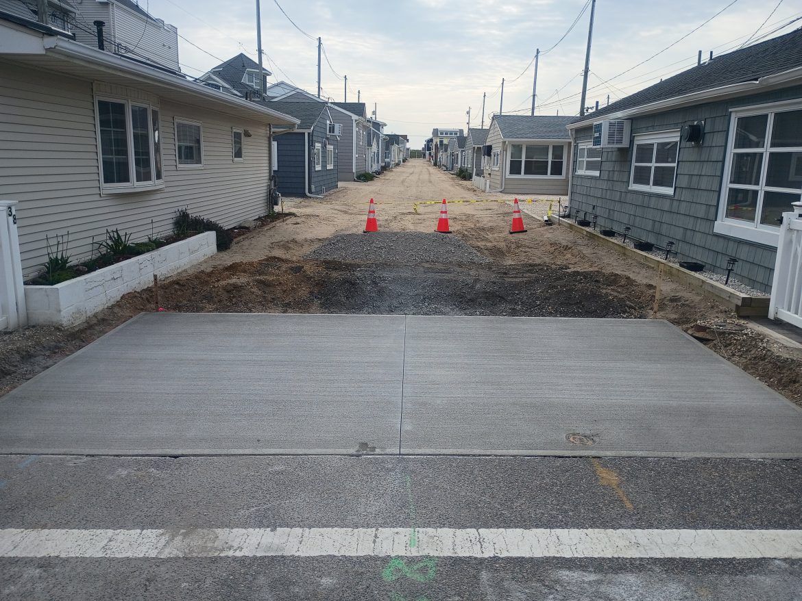 Heavy-Duty Concrete Aprons in Lavallette, NJ