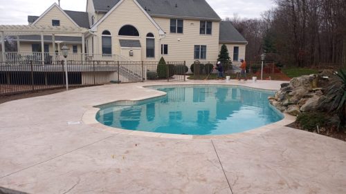 grande pool deck 3